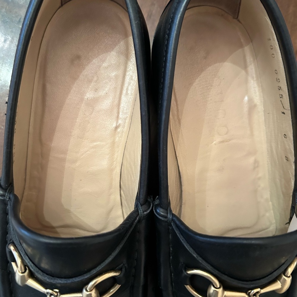 Gucci Black Leather Slip-On Loafers - Picture 9 of 10